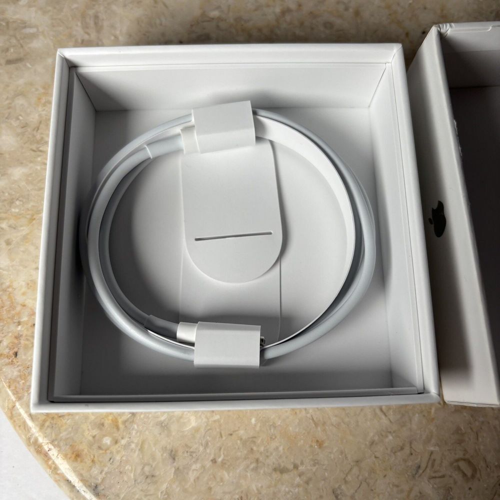 Apple Airpods 3rd Generation with MagSafe Wireless Charging Case - Open Box - Picture 6 of 7